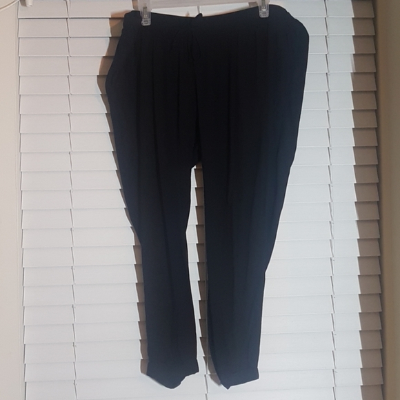 EUC Size L Maternity cropped viscose joggers - Picture 1 of 6